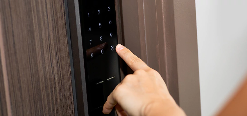 Smart Electric Locks Replacement Services in South Gate, CA