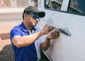 Car Locksmith in South Gate, CA